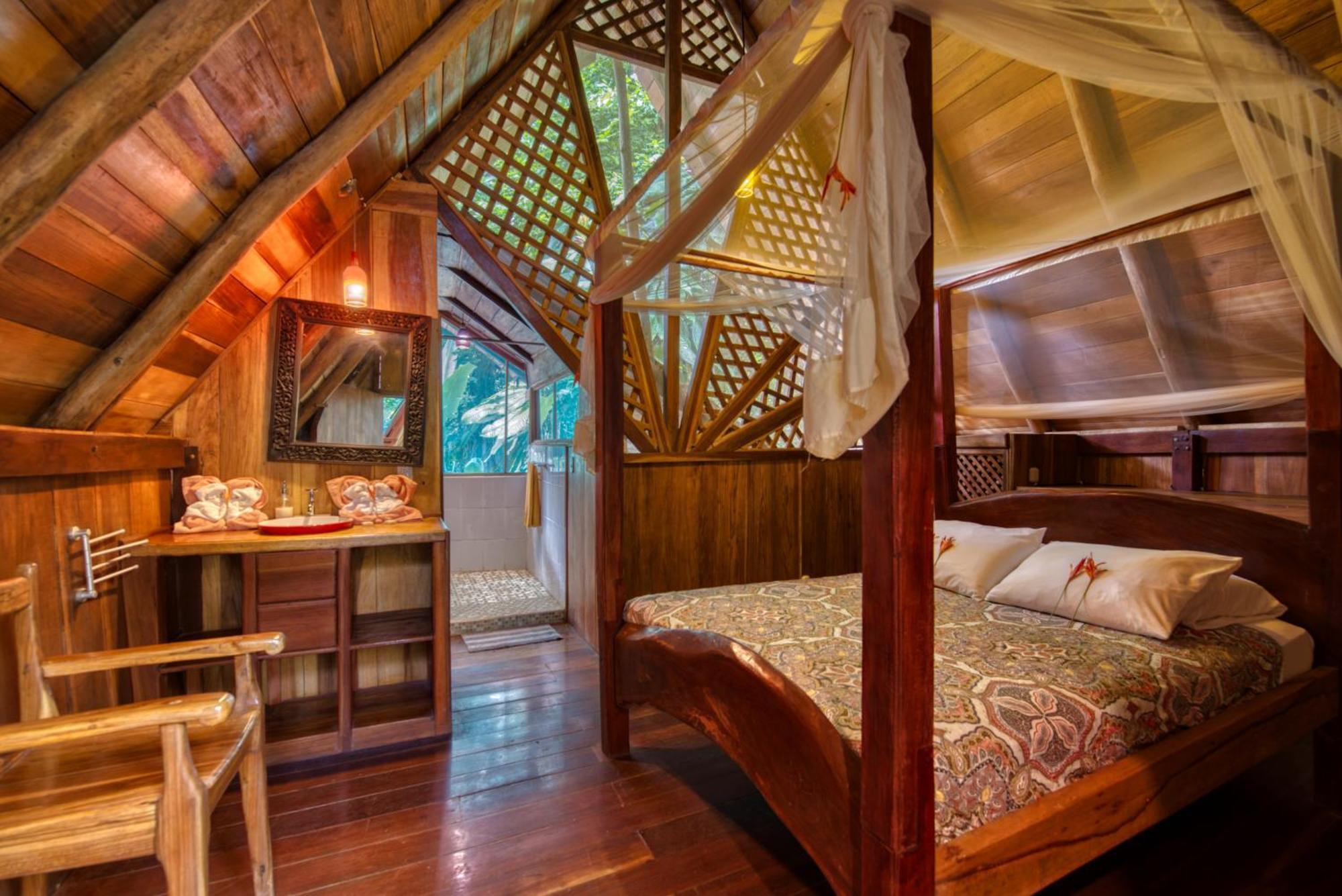 Tree House Beachfront Lodge Puerto Viejo de Talamanca エクステリア 写真