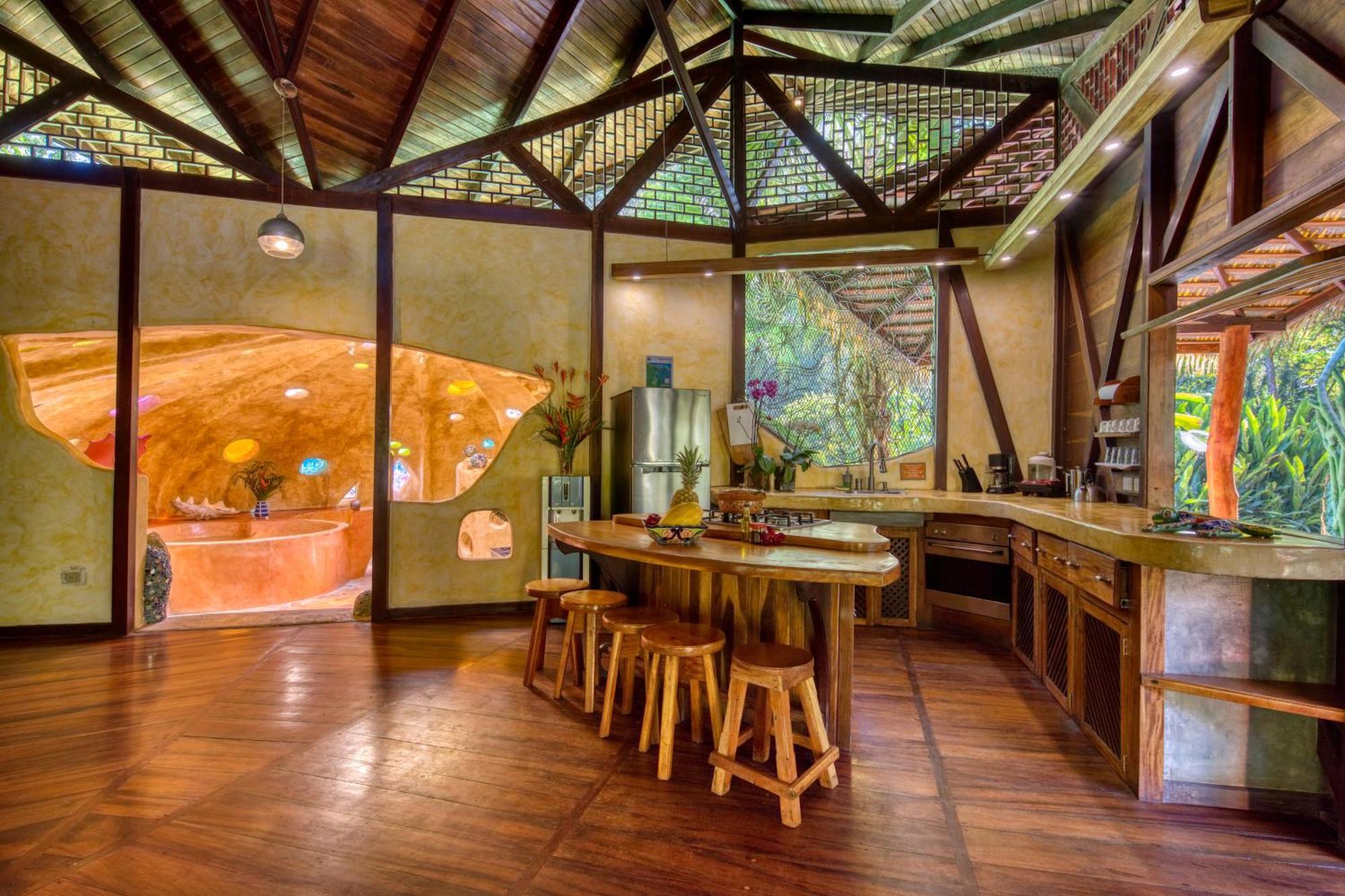 Tree House Beachfront Lodge Puerto Viejo de Talamanca エクステリア 写真