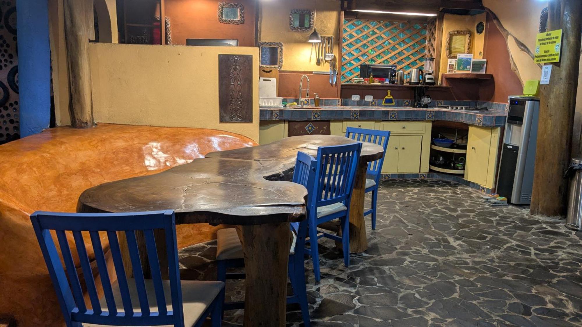 Tree House Beachfront Lodge Puerto Viejo de Talamanca エクステリア 写真